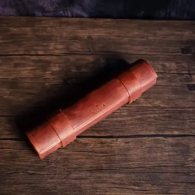 Leather goods - MELIA Games Magnetic Roll-Up Chess Set - MELIA GAMES / CROWN & TIGER