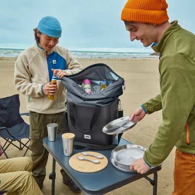 Cuisines de jardin - Glacière Isotherme 25L - Fabriqué avec du PET recyclé - BLACK+BLUM EUROPE