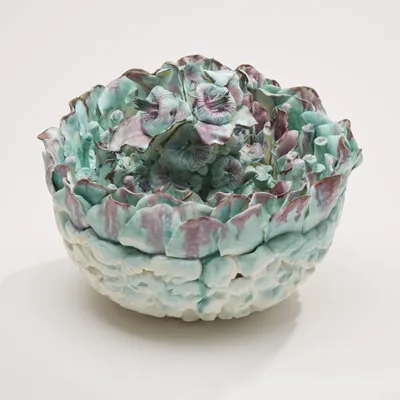 Unique pieces - \" Eclosion 1\” porcelain sculpture. - SOPHIE LULINE CÉRAMISTE