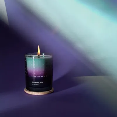 Bougies - Bougie parfumée Aurora 350 g - SKANDINAVISK