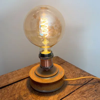 Decorative objects - Gaïa Doré Tourbillon table lamp - LES POTERIES DE SWANE