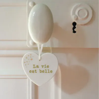 Decorative objects - Porcelain wall jewelry - BAUBELS