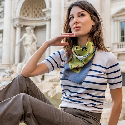 Foulards et écharpes - Foulard en soie Exotic Birds 70X70 CM - RALUFINEART