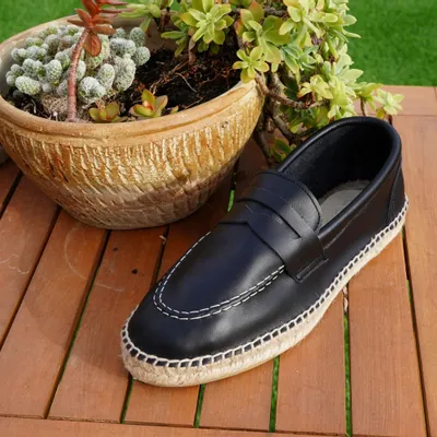 Chaussures - Mocassin espadrille en cuir noir – Fait main en Espagne - ATELIER COSTÀ