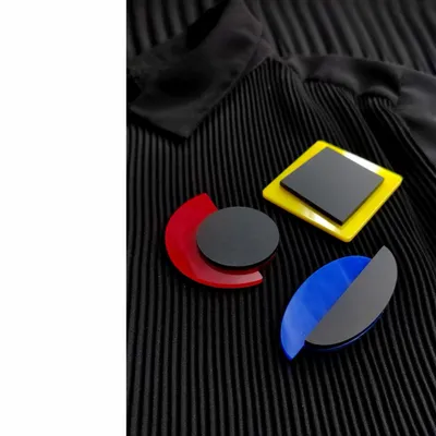 Bijoux - PRIMARY COLORS sélection des Musées - ALEX+SVET
