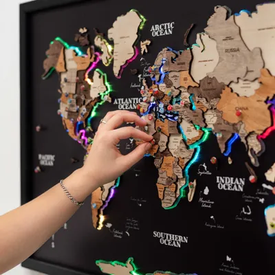 Design objects - Wooden LED World Map on Board - ENJOY THE WOOD
