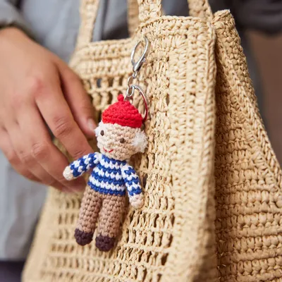 Gifts - Pablo Crochet Keyring - GLOBAL AFFAIRS