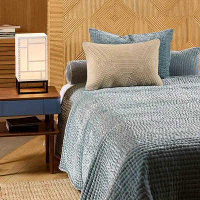 Tables de nuit - Table de chevet en noyer massif laqué SIGNATURE - CFOC