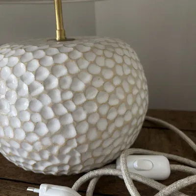 Objets de décoration - Lampe à poser en Grès Blanc émaillé - LES POTERIES DE SWANE