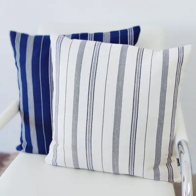 Coussins textile - Housse de coussin tissée à la main | Tsiame beige à rayures bleues - SOLOKO