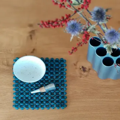 Table mat - Nunana Glass Table Mat | Trivet | Beads Glass Mat | Azure Blue - SOLOKO