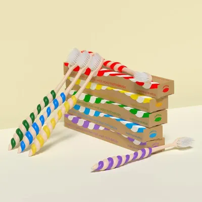 Accessoires à poser - [TWIZZLEY] BROSSE À DENTS INCURVÉE À TÊTE LARGE À 6 RANGÉES (CRAYON) - SEOUL DESIGN FOUNDATION