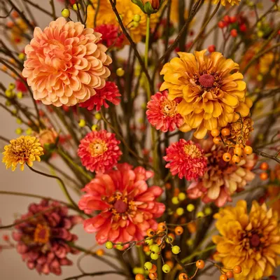 Floral decoration - Stunning artificial Dahlia display - SILK-KA