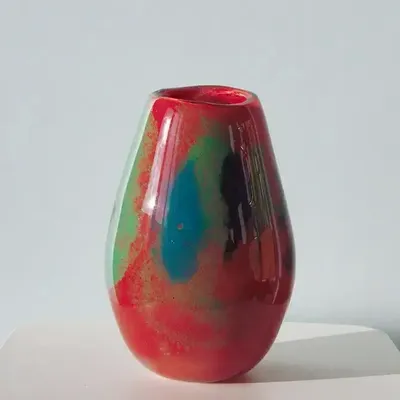 Vases - Vase en verre ROSE | Soufflé à la bouche | Verre recyclé | Rouge Bleu - SOLOKO