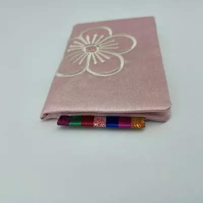 Sacs et cabas - [Green Flair] Porte-cartes en forme de fleurs de prunier - SEOUL DESIGN FOUNDATION