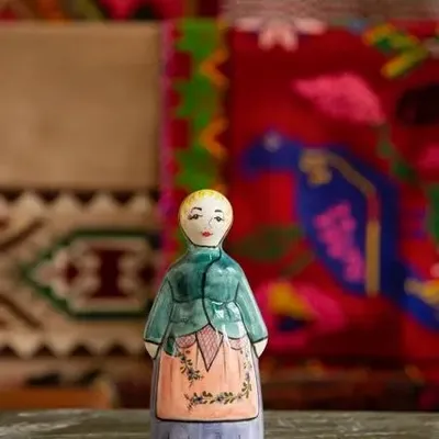 Céramique - Figurines anthologistes en céramique, femmes - ANTHOLOGIST