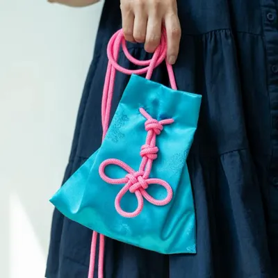 Toys - [ARTSOOMBI] MUSEUM IN HAND Korean Heritage "Gwijumeoni" Knot-Decorated - KCDF