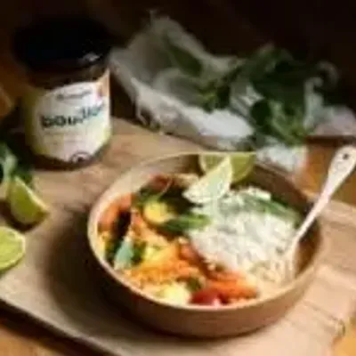 Delicatessen - Turmeric Chicken Bone Broth - OUMAMI