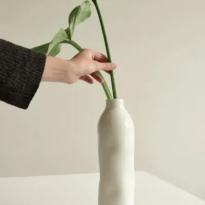 Vases - BOUTEILLE EN PORCELAINE BLANCHE DE LIMOGES - MAISON GALA