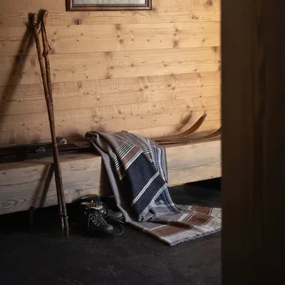 Throw blankets - Arya plaid - LE MONDE SAUVAGE BEATRICE LAVAL