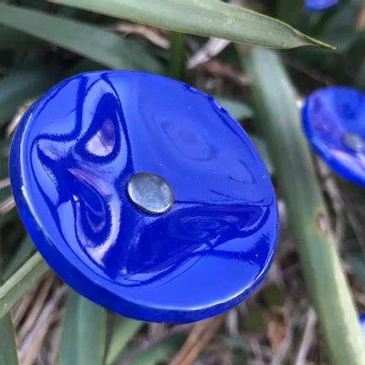 Garden accessories - Small Glass Flower For Outside In light blue on a stainless steel stem - CARNEOL GLASS