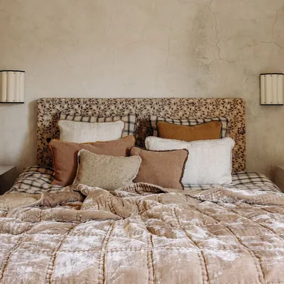 Fabric cushions - The Magician Pillow - LE MONDE SAUVAGE BEATRICE LAVAL