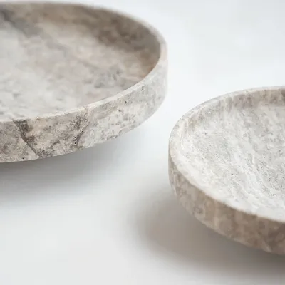Plats et saladiers - SILVER TRAVERTINE NARROW BOWL XL - KIWANO CONCEPT
