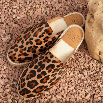 Chaussures - Des chaussons avec du mordant : devenez la reine de la jungle urbaine - ATELIER COSTÀ