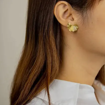 Jewelry - Gingko earrings in brass gold plated with ear posts - L INDOCHINEUR X RIVÊT