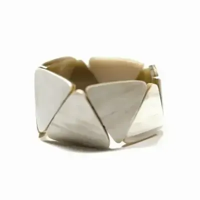 Bracelets - Triangle beads bracelet in blond horn - L INDOCHINEUR X RIVÊT