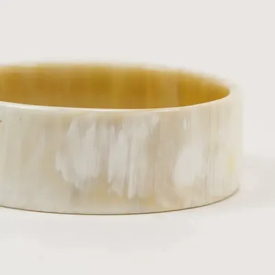 Bracelets - Flat bracelet in blond horn in Size L - L INDOCHINEUR X RIVÊT