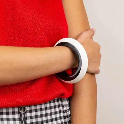 Bracelets - Bracelet Saturne laque ivoire extérieur et noir intérieur taille L - L INDOCHINEUR X RIVÊT