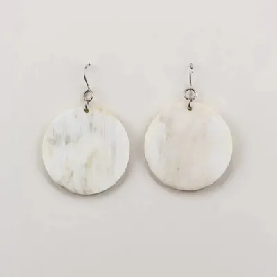 Jewelry - Full disc earrings in blond horn - L INDOCHINEUR X RIVÊT