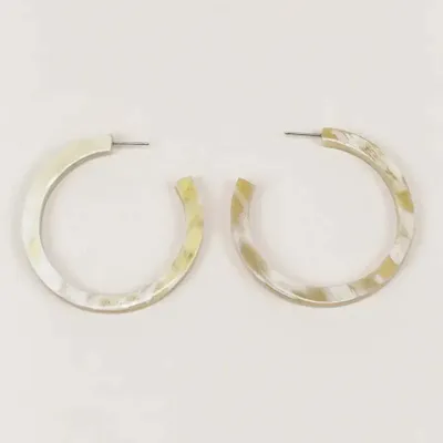 Bijoux - Boucle d'oreille grands anneaux ronds bords droits en corne blonde Africaine - L INDOCHINEUR X RIVÊT