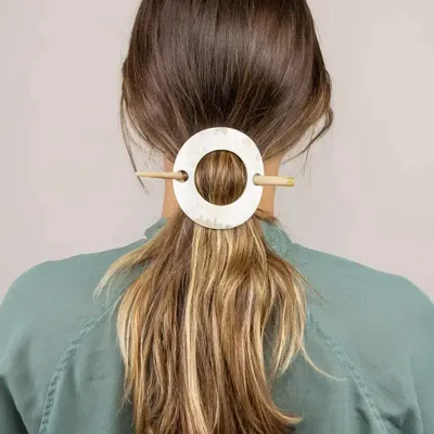 Hair accessories - Ring-shaped bun coat in blond horn - L INDOCHINEUR X RIVÊT