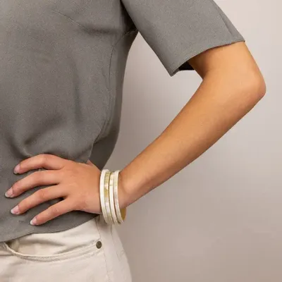 Bracelets - 4 bracelets fins en corne noire africaine taille M - L INDOCHINEUR X RIVÊT