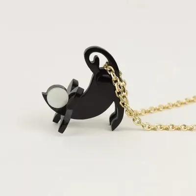Bijoux - Pendentif Souris en corne noire et nacre blanche - L INDOCHINEUR X RIVÊT