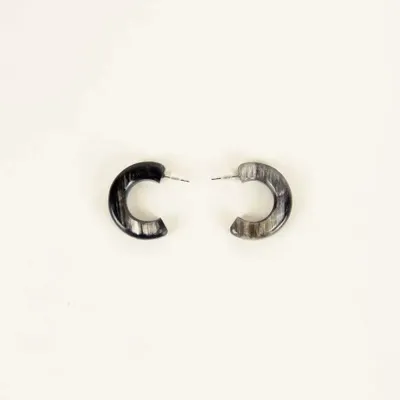 Jewelry - Thick hoop earrings in white horn - L INDOCHINEUR X RIVÊT