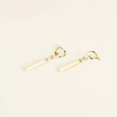 Bijoux - Créoles laiton Gélule en corne blonde - L INDOCHINEUR X RIVÊT