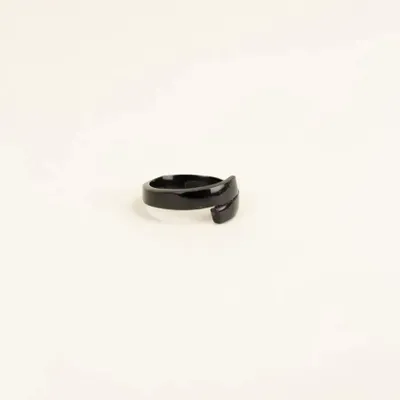 Jewelry - Ruban ring in black and white horn size S - L INDOCHINEUR X RIVÊT