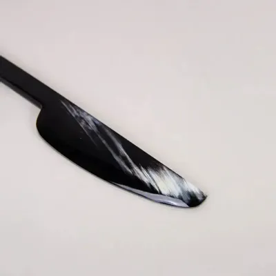 Kitchen utensils - Black and white horn and yellow lacquer butter knife - L INDOCHINEUR X RIVÊT