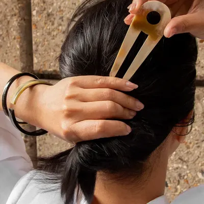 Barrettes - Double hairpin in blond horn - L INDOCHINEUR X RIVÊT