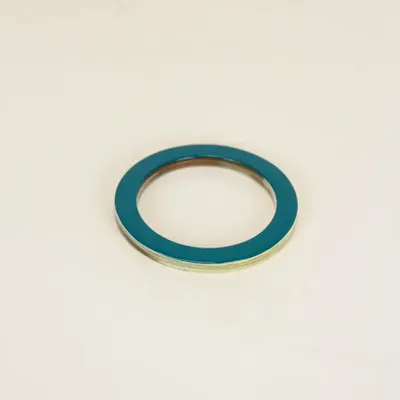 Bracelets - Bangle in blond horn and green lacquer, size L - L INDOCHINEUR X RIVÊT