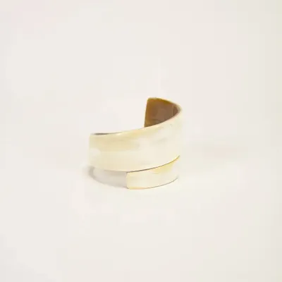Bracelets - Ribbon bracelet in blond horn size S - L INDOCHINEUR X RIVÊT