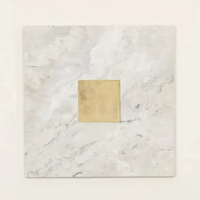 Glass - Cygnus trivet in black marble with brass inlay - L INDOCHINEUR X RIVÊT
