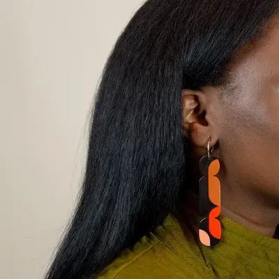 Bijoux - Créoles 85 Nymphe en corne noire et laque Roux - L INDOCHINEUR X RIVÊT