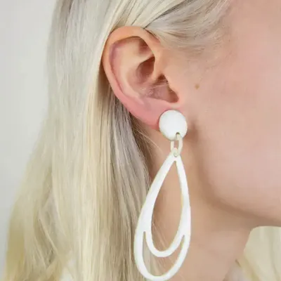 Bijoux - Boucles d'oreilles à tige double larme en corne noire africaine - L INDOCHINEUR X RIVÊT