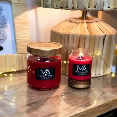Decorative objects - RED FRUITS - Scented candle (Medium Jar) - MAT AMANDINE