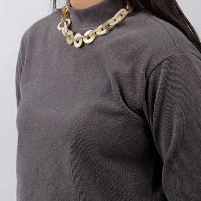 Jewelry - Short necklace in blonde horn - L INDOCHINEUR X RIVÊT