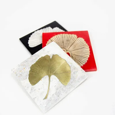 Glass - Trivet in green stone with brass ginkgo leaf - L INDOCHINEUR X RIVÊT